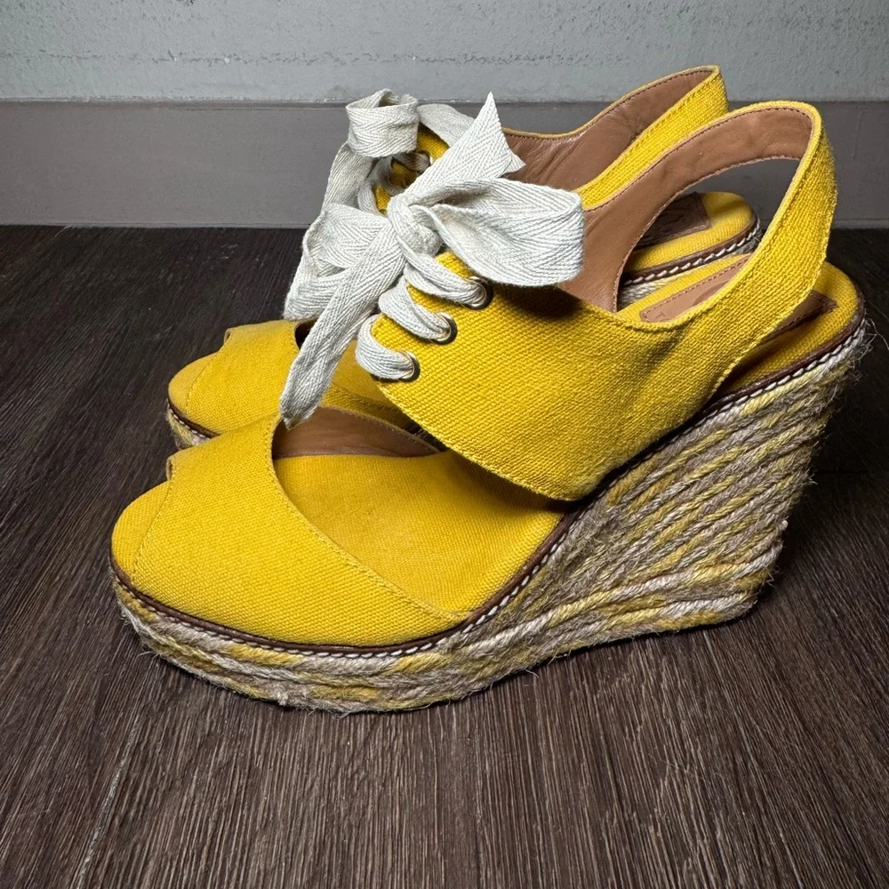 Tory Burch Linley size 9 yellow & tan Espadrille Wedge shoes